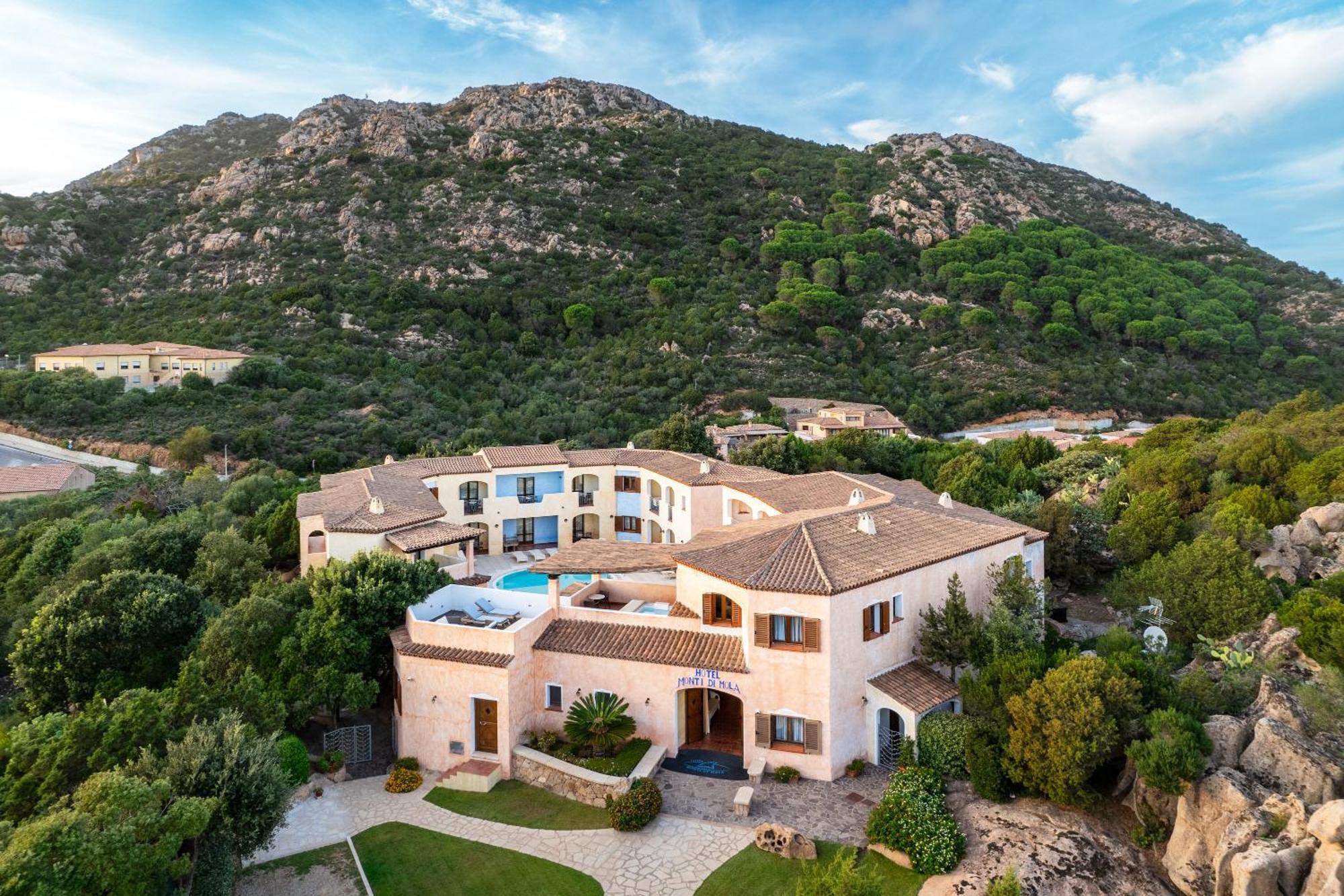 Hotel Monti Di Mola Porto Cervo Exterior foto